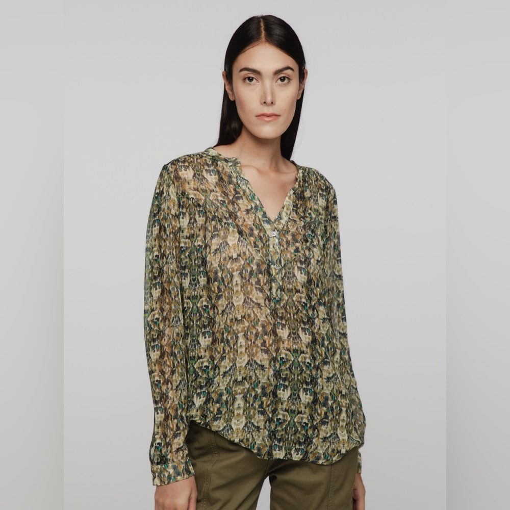 NWOT Circle Of Trust - Long Sleeve Blouse in Olive Multi